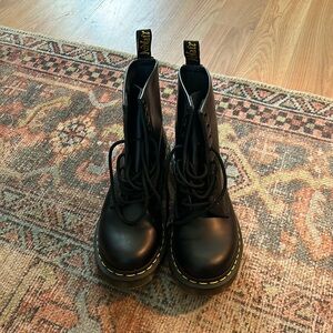 Dr. Martens. Size 7.